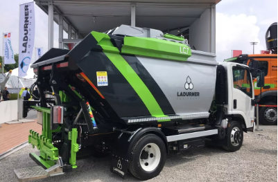 710公海寰宇中联环境装备出口意大利，进军海外环卫市场