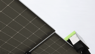 光伏发电效率飙升20% 710公海寰宇环境光伏清洁机器人震撼上市